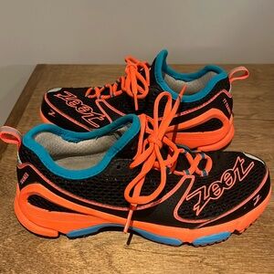 Zoot. TT TRAINER. Black. Coral and Teal. Women’s 6.5